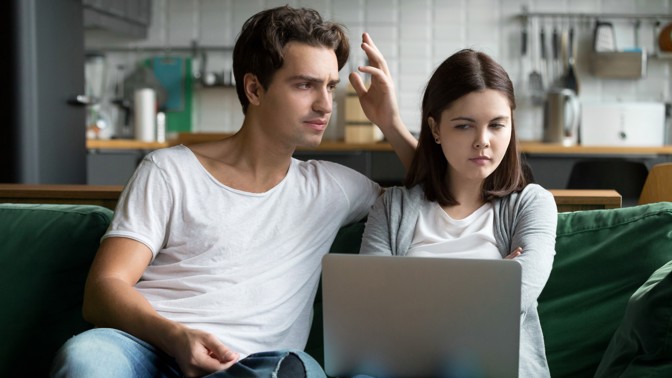 Matěj (27): Přítelkyně měřila mé city počtem lajků na sociálních sítích. Musel jsem jednat