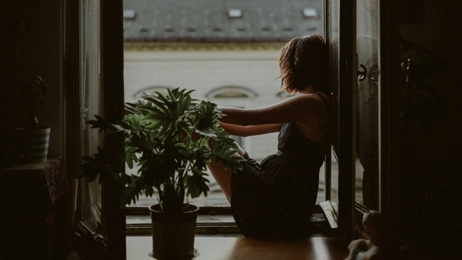 3 důvody, proč nás teplé počasí vyčerpává. A co s tím můžeme udělat?