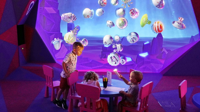 Nově otevřené bistro ve Světě medúz přivítalo vzácné hosty