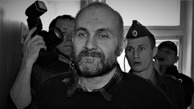 Podivínský historik Anatoly Moskvin: Vykopával z hrobů mrtvoly dívek a dělal z nich panenky