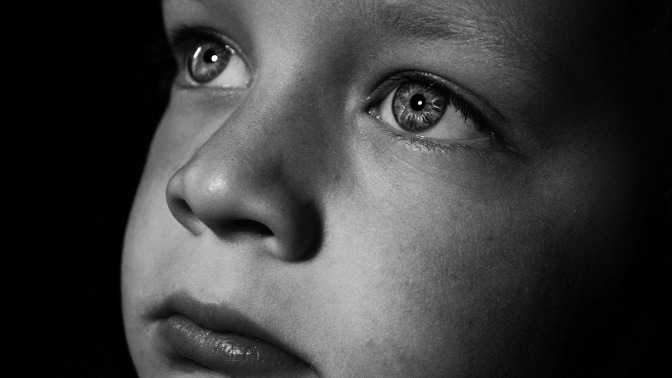 Údajný kanibal a vrah dětí Nathaniel Bar-Jonah: Své oběti měl servírovat sousedům, v jeho bytě čekal policisty šokující nález