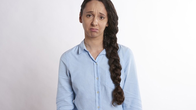 Eva (26): Udělala jsem osudnou chybu, že jsem věřila sestře. Kvůli tomu teď přicházím o rodinu