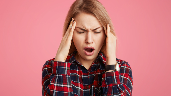 Jarmila (35): Švagrová si na našich dětech léčí svoje mindráky. To, co jim o mně vykládá, prostě neskousnu