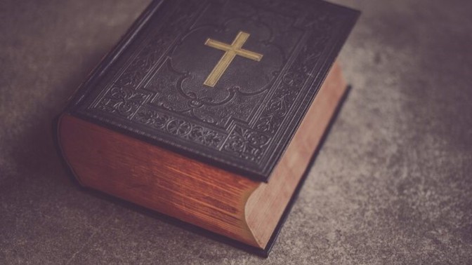 Vtipy z Bible: Vyjukaný prorok a dlouhá historka o intimních partiích