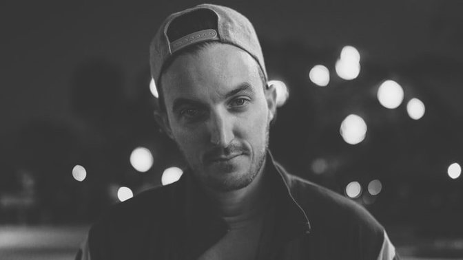 Tadeáš (27): Na tu noc nikdy nezapomenu. Na hřbitově jsem omylem vyfotil něco, z čeho mi běhá mráz po zádech