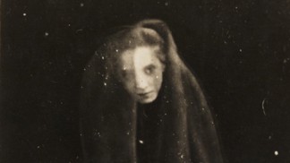 Nejděsivější fotografie historie: Duchové mezi námi a tajemný ostrov strašidelných panenek