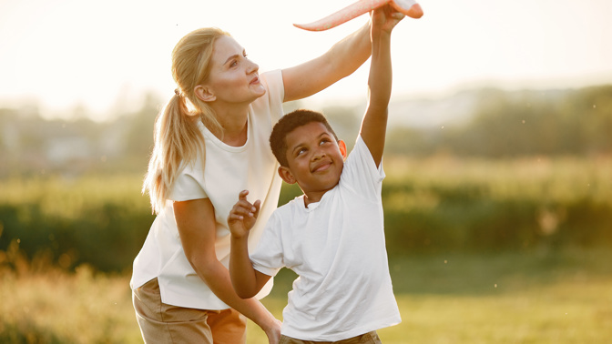 Petra (36): Matčin dávný přešlap nám málem rozbil rodinu. Manžel nevěřil, že dítě, které jsem porodila, je jeho