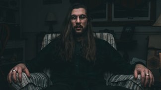 Robert (22): Kamarád chtěl vyvolat ducha našeho oblíbeného zpěváka. Bohužel to nebyl nejlepší nápad