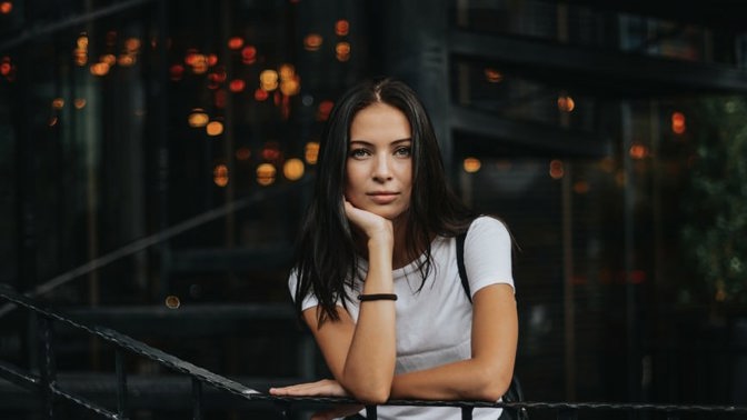 Oldřiška (44): Nenapadlo mě, co stojí za podivným chováním naší dcery. Přišla na to až moje matka