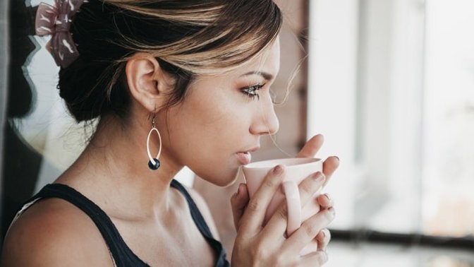 Laura (27): V naší ulici stojí prokletý dům, kde se stalo nejedno neštěstí. Manžel teď přišel se šíleným nápadem