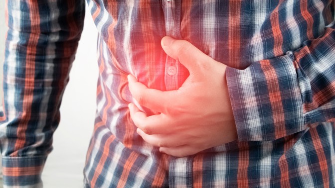 Přečnívá vám ohnutý palec přes hranu dlaně? Zpozorněte. Vědci zjistili, že to může souviset s fatální nemocí