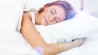 Zůstaňte v posteli: Když si o víkendu přispíte, snížíte riziko deprese o polovinu