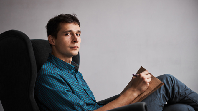 Libor (40): Manželce začaly na rodičáku docházet peníze. Vyřešila to dost svérázným způsobem