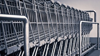 Otevírací doba 1. a 8. května: Kde si nakoupíte na Svátek práce a Den vítězství