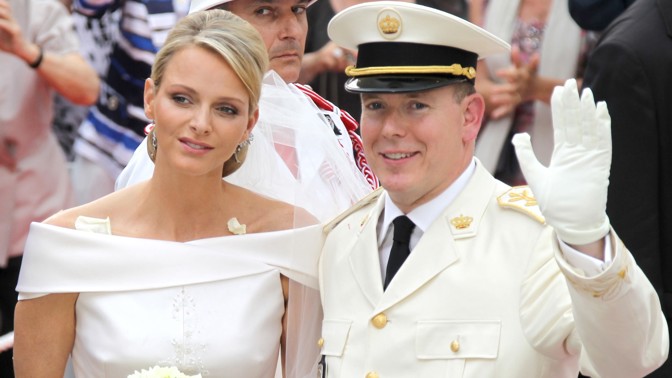 Skandální manželství knížete Alberta a kněžny Charlene: Jsou tři levobočci a záhadná nemoc důsledkem dávné kletby?