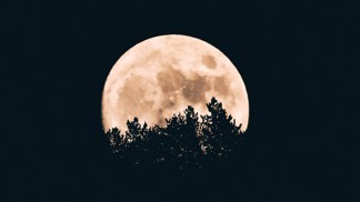 Nedělní úplněk v Blížencích: Dodá sílu k odpuštění a ovlivní hlavně tato 3 znamení zvěrokruhu