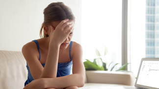 Marieta (37): Přítel mě po celou dobu našeho vztahu obelhával. Kam jezdí na služebky, jsem se dověděla úplnou náhodou