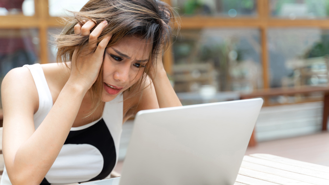 Olga (31): Po přítelově boku jsem si připadala jako královna. Dokud mi od něj nepřišla ta potupná zpráva