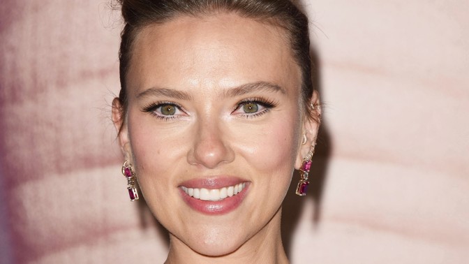 Rodinné trable Scarlett Johansson: Dcera se za ni stydí, tchyně jí rozmlouvala jméno pro syna