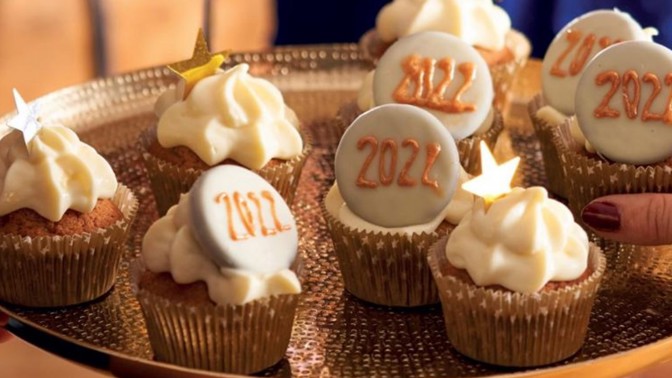 Cupcaky champagne pro příchod nového roku: Skvělý dezert na silvestrovskou párty