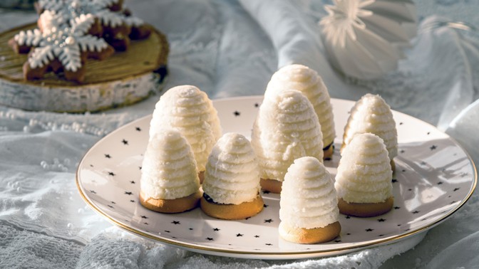 Bílá vosí hnízda: Skvělá alternativa k tradičním hnědým úlům