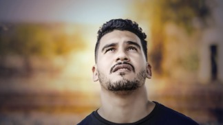 Adam (20): Dal jsem starému sousedovi zvláštní slib. I když bych nemusel, rád mu ho splním