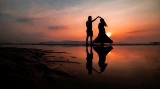 Velký horoskop lásky na rok 2022: Koho čeká svatba, kdo založí rodinu a komu krachne vztah?