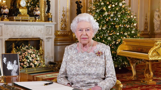 Vánoce britské královské rodiny: Dojímavý důvod, proč Alžběta II. ponechá výzdobu až do února