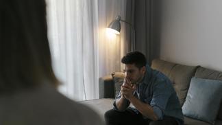 Šárka (38): Manžel řeší stres alkoholem. Bojím se, aby neskončil jako jeho otec