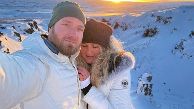 Máma na přechodu: Muž mi na Islandu daroval prstýnek z pouti, pak se vedle nás utrhl kus ledu, líčí Vendula Pizingerová