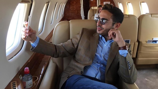 Podvodník z Tinderu: Simon Leviev předstíral, že je synem miliardáře, od žen vylákal miliony