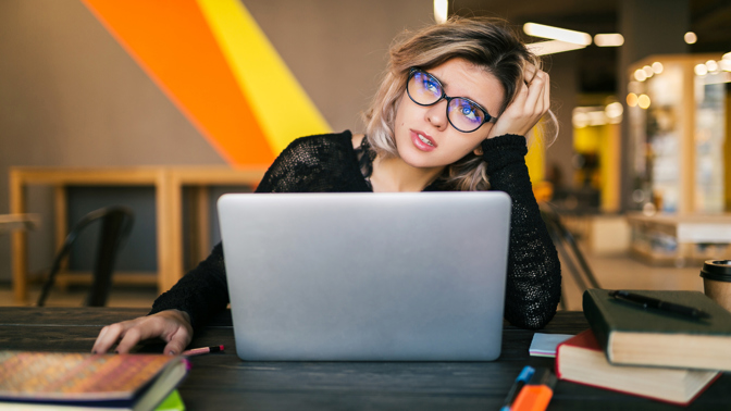 Vlaďka (29): V práci jsem jako jediná porušila novoroční předsevzetí. Netušila jsem, jaké to bude mít následky