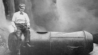 Nejbizarnější úmrtí historie: Osudné uklouznutí na ovoci a útok vražedných jezevčíků