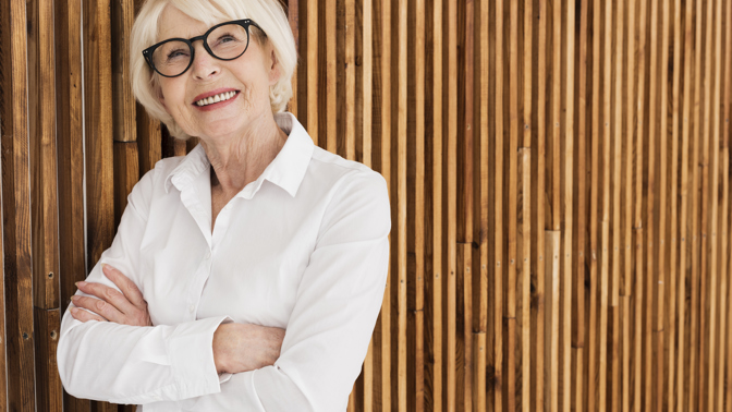 Božena (57): Babička mi před smrtí darovala andělský medailon, stal se spásou naší rodiny