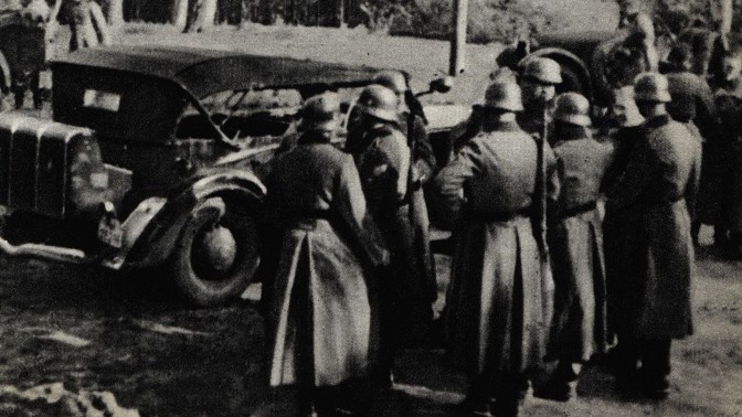 Vůdcova sestra Paula: Zakoukala se do lékaře, který prý byl příliš brutální i pro nacisty