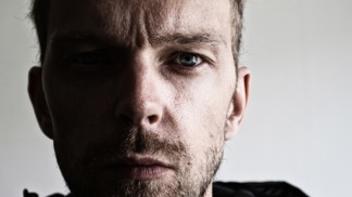 Michael (31): Doma nacházím podivné čáry. Když jsem zjistil, co je způsobuje, dostal jsem strach
