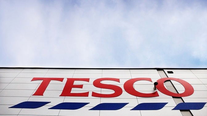 Tesco chce usnadnit začlenění ukrajinských uprchlíků nabídkou neobsazených pracovních příležitostí