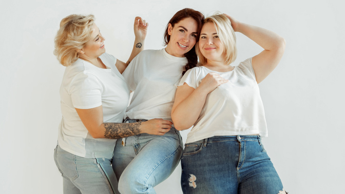 I velikost XL může mít šmrnc: 4 jednoduché triky, díky nimž zamaskujete kila navíc