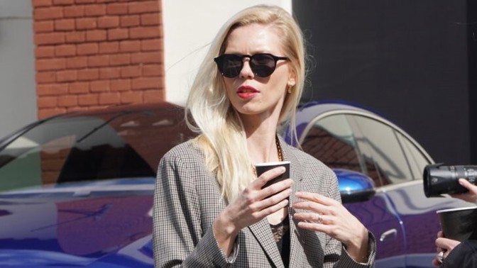 Veronika Hejlíková: Modeling pověsila na hřebík a pomalu připravuje syna do školy