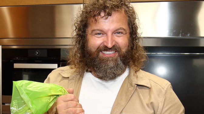 Cukrář Josef Maršálek pomáhá dětem s rakovinou: Díky nemocné známé ví, jak pečení prospívá psychice