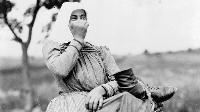 Boty a pověry: Nošení obuvi po čerstvé matce mělo být zárukou plodnosti