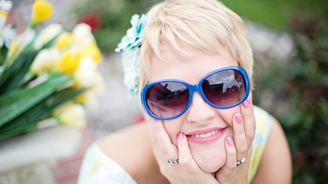 Vilma (45): Ze zoufalství jsem požádala o pomoc karty, kupodivu mi zachránily manželství