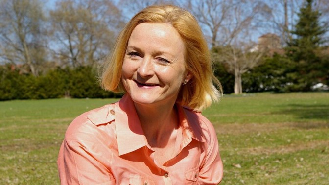 Erika (49): Téměř 25 let jsem spala s jedním mužem. Před novým partnerem se stydím