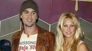 Anna Kurnikovová a Enrique Iglesias ukázali všechny tři děti: Španělský zpěvák slavil 47. narozeniny