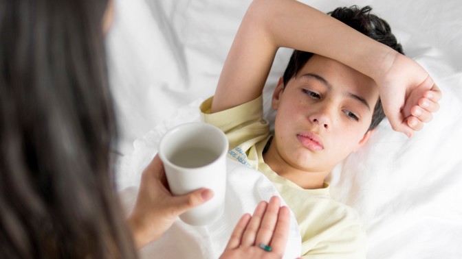 PORADNA: Devítiletý syn nechce chodit na plavání a předstírá nemoc. Podle koučky pomůže jediná věc