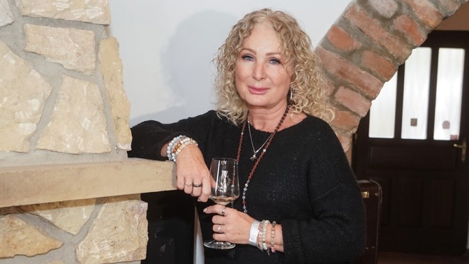 Světlana Nálepková o svých ikonických kudrnatých vlasech: Nejhorší trest je pro mě mýt si hlavu