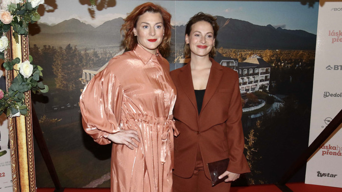 Lenka Krobotová a Anna Fialová