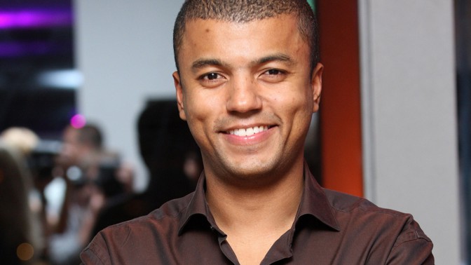 Moderátor Rey Koranteng vypravuje dcery do školy: Nejmladší Leontýnka nemůže dospat, synovec si z ní utahuje