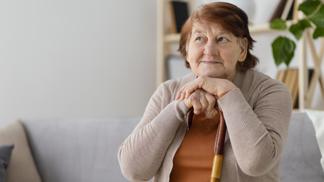 Cecílie (68): Celý život jsem byla na dcery sama. Na stáří potřebuji pomoc, ale jejich reakce mě velmi ranila