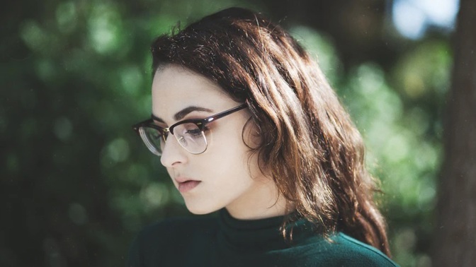 Evelína (23): Děda umřel, když jsem byla ve Francii. Věděla jsem o tom dřív, než mi to řekla mamka